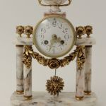 947 8635 TABLE CLOCK